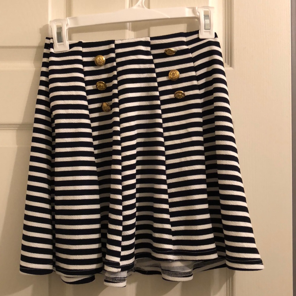 Striped skater skirt with sewn on buttons